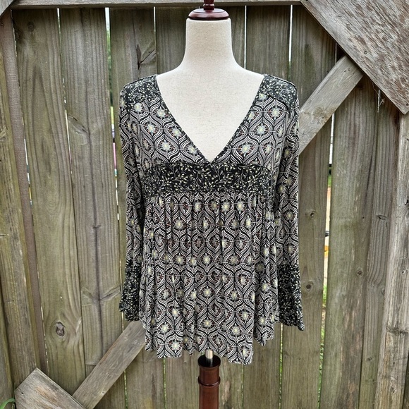 Free People Tops Free People Rolling Hills Print Bell Sleeve Flowy Blouse - Picture 5 of 12